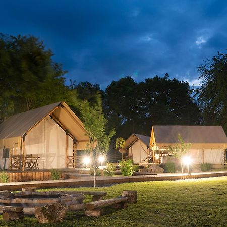 Forrest Glamping Hotel Banska Stiavnica Luaran gambar