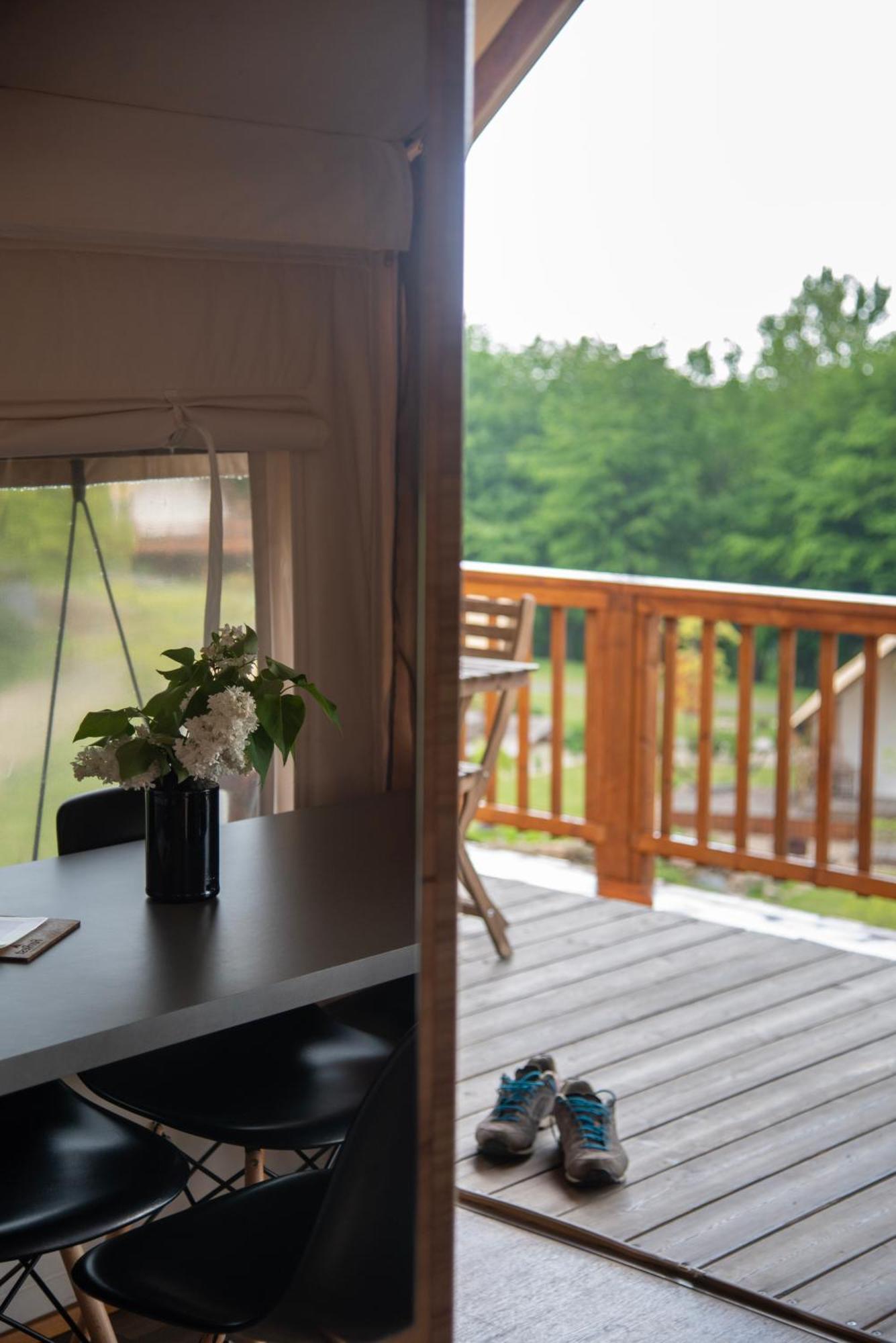 Forrest Glamping Hotel Banska Stiavnica Luaran gambar
