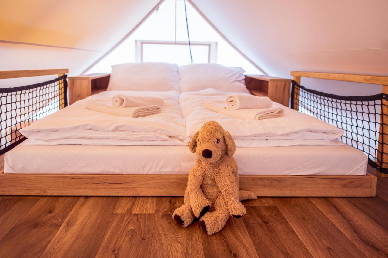 Forrest Glamping Hotel Banska Stiavnica Luaran gambar